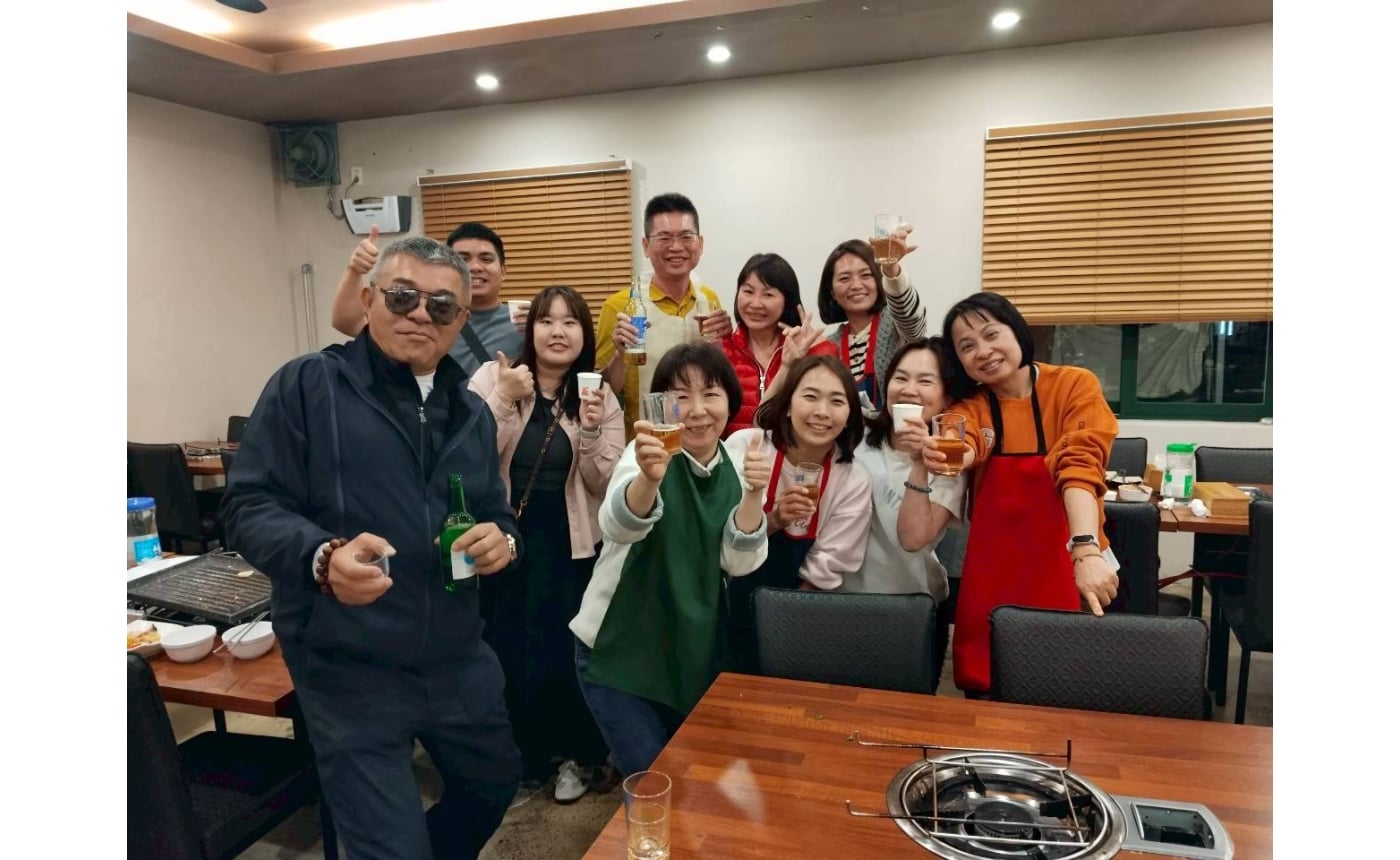 特色石板韓式烤肉自助吧吃到飽