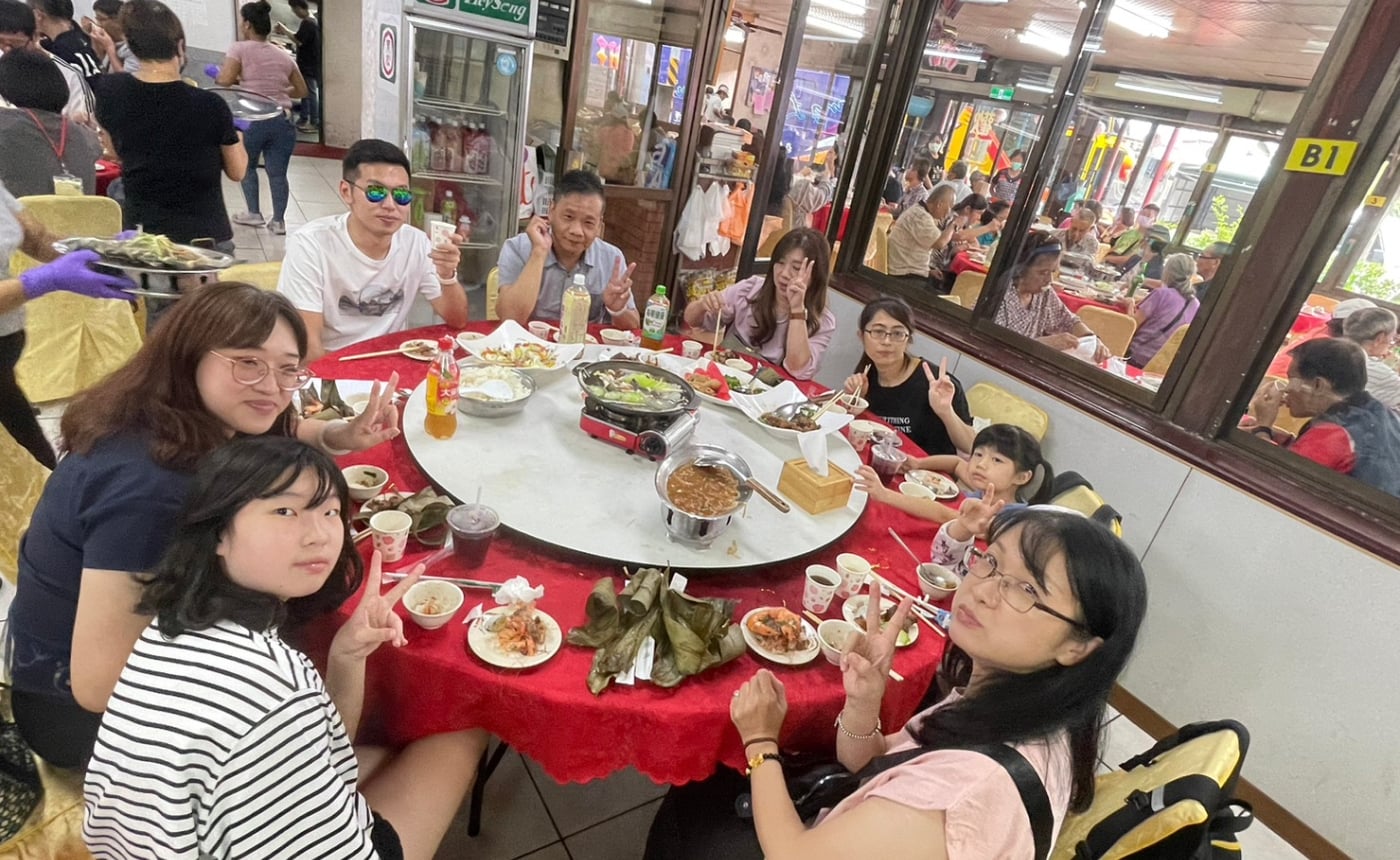 享受美味佳餚